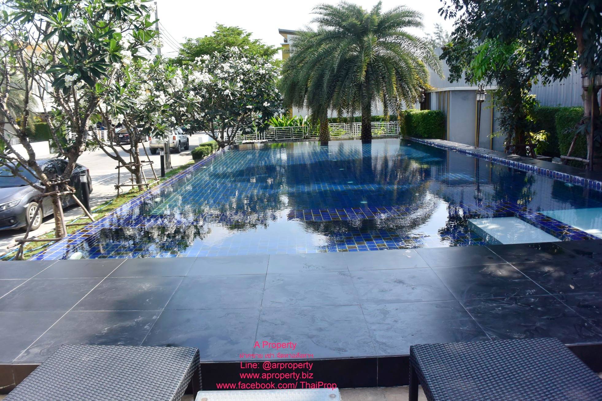 โกลเด้นทาวน์ รัตนาธิเบศร์-สถานีรถไฟฟ้าบางพลู