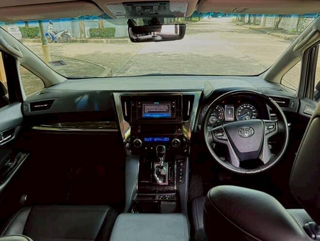 Toyota Vellfire 2.5 ZG Edition ปี 2019