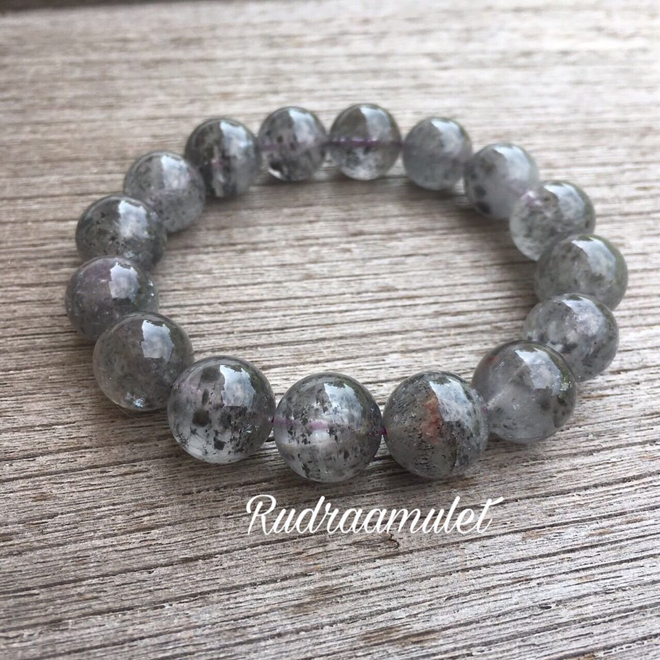 เกอไทต์ในควอตซ์ (Goethite in quartz)13.5 mm