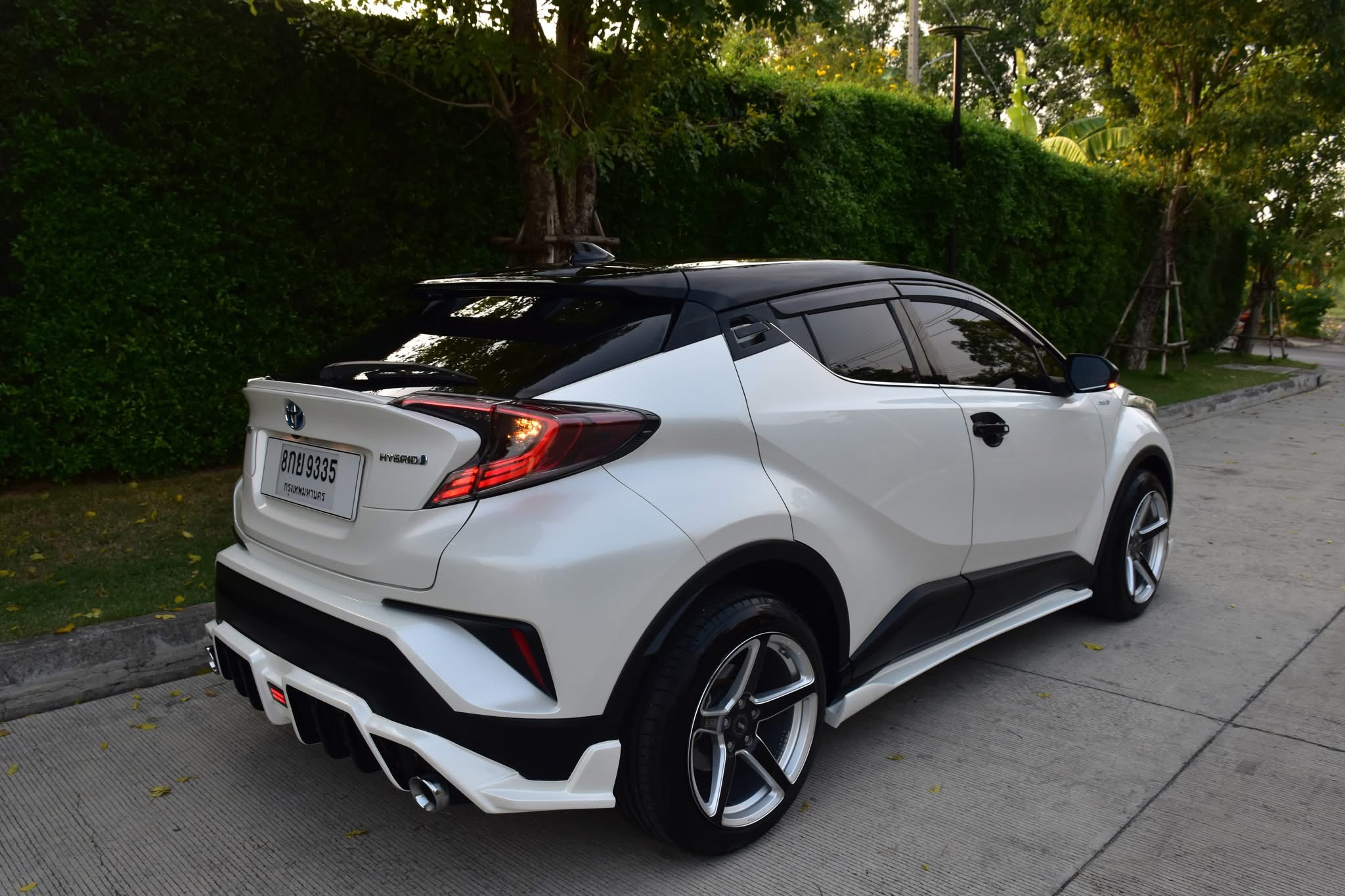 TOYOTA CHR 1.8 HYBIRD ปี2019