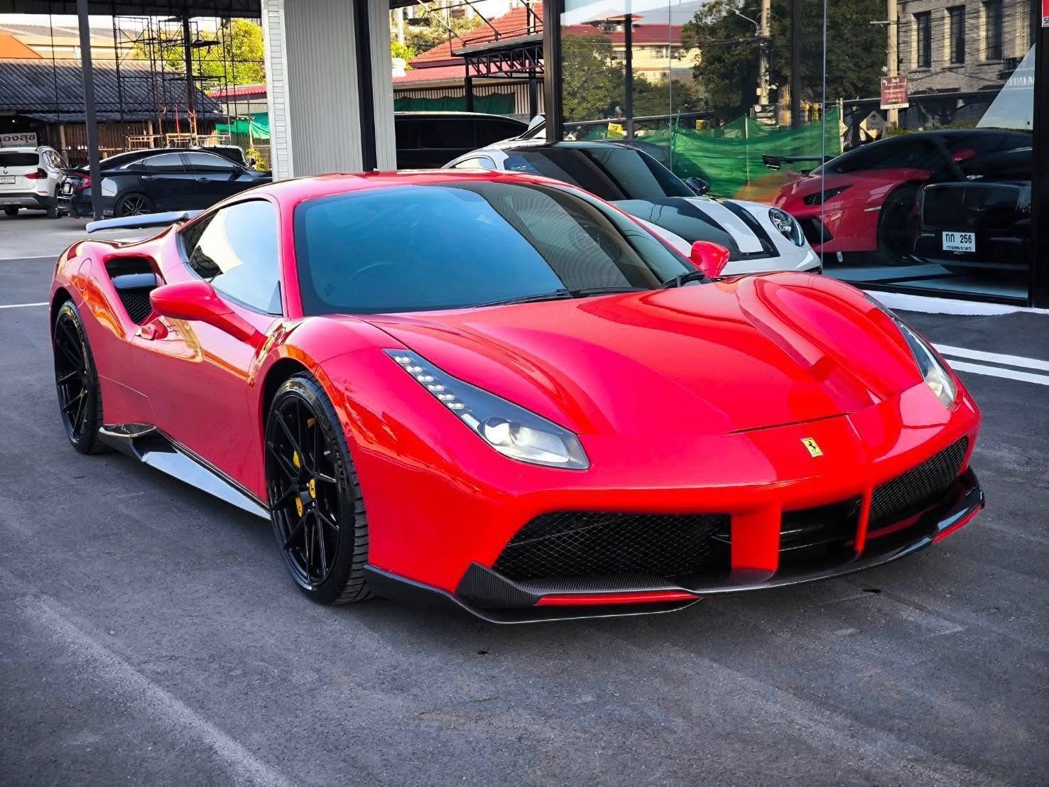 FERRARI 488 GTB Rosso Corsa color ปี 2017