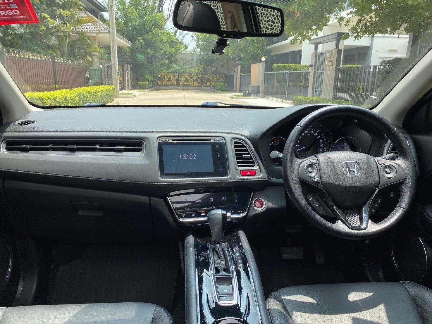HONDA HRV 1.8 EL หลังคาแก้ว ปี 2015