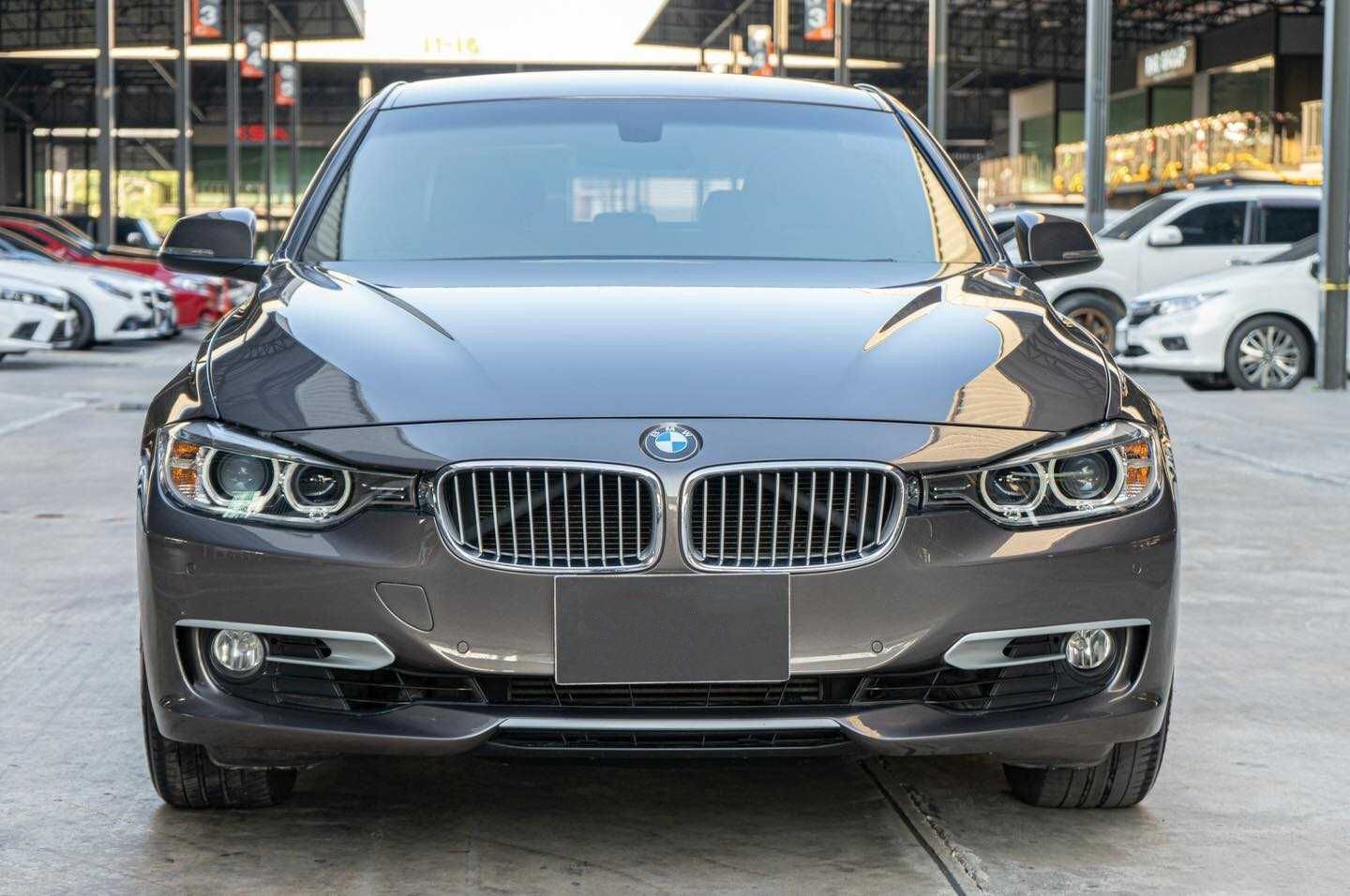 Bmw F30 320i Modern Line ปี 2013