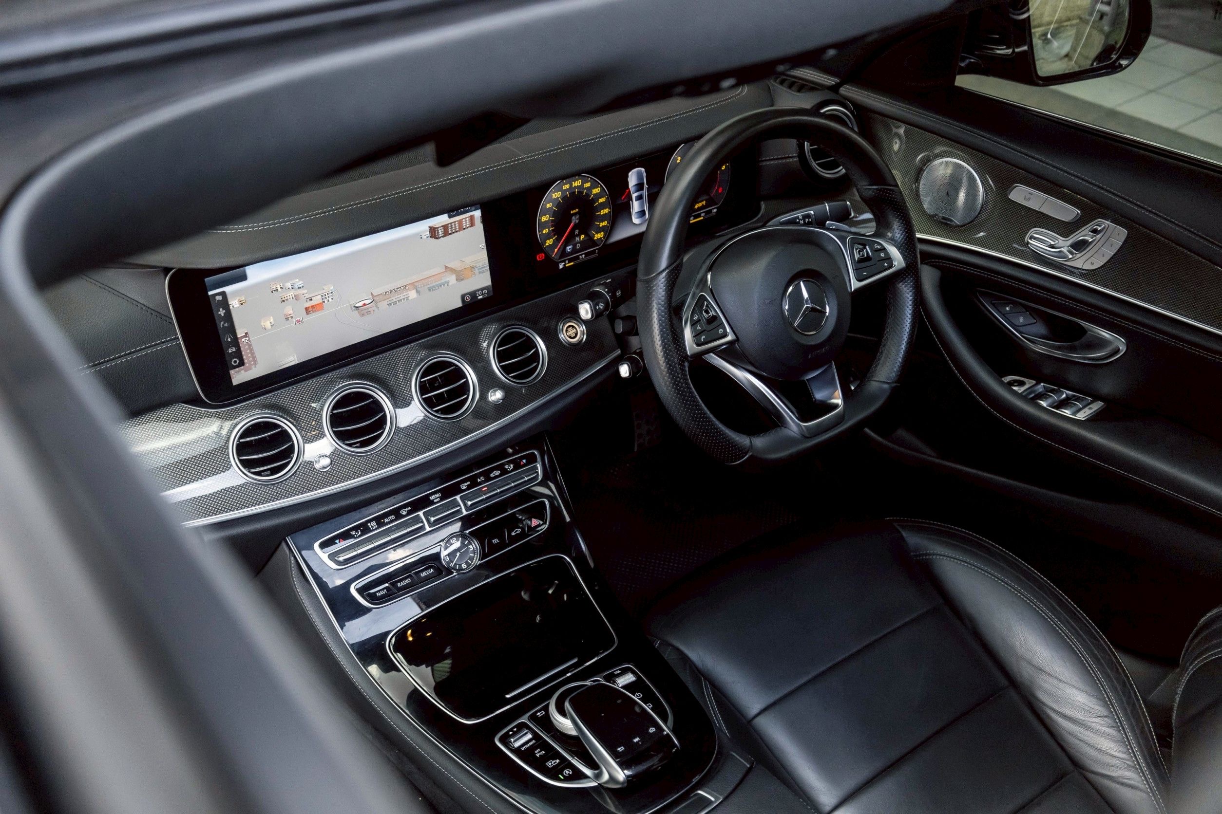 Mercedes-Benz E220d AMG Dynamic ปี 2016
