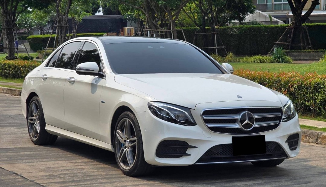 Mercedes Benz E350e AMG ปี 2017