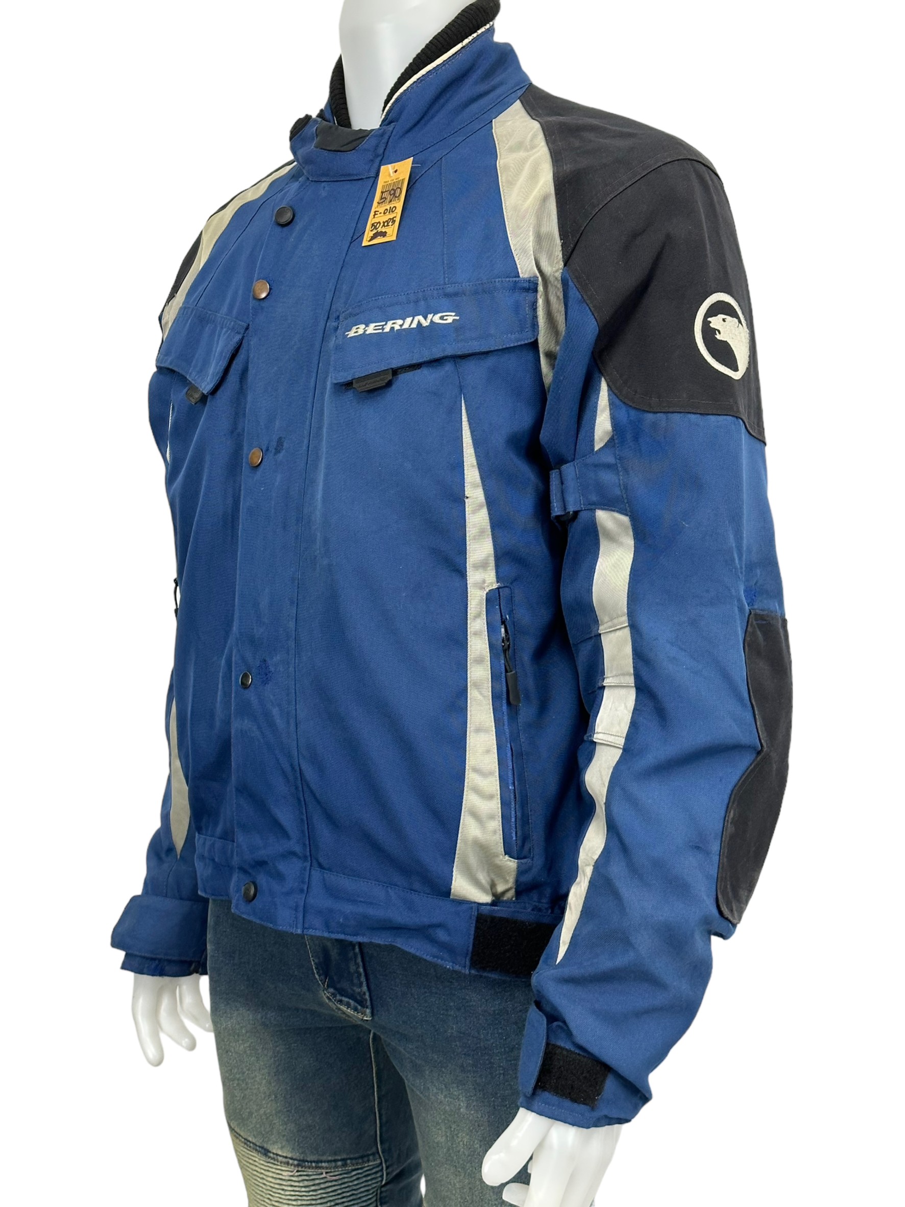 เสื้อขี่มอเตอร์ไซด์( มือสอง) F 010: อก 50" ยาว 25" (XL) **BERING**