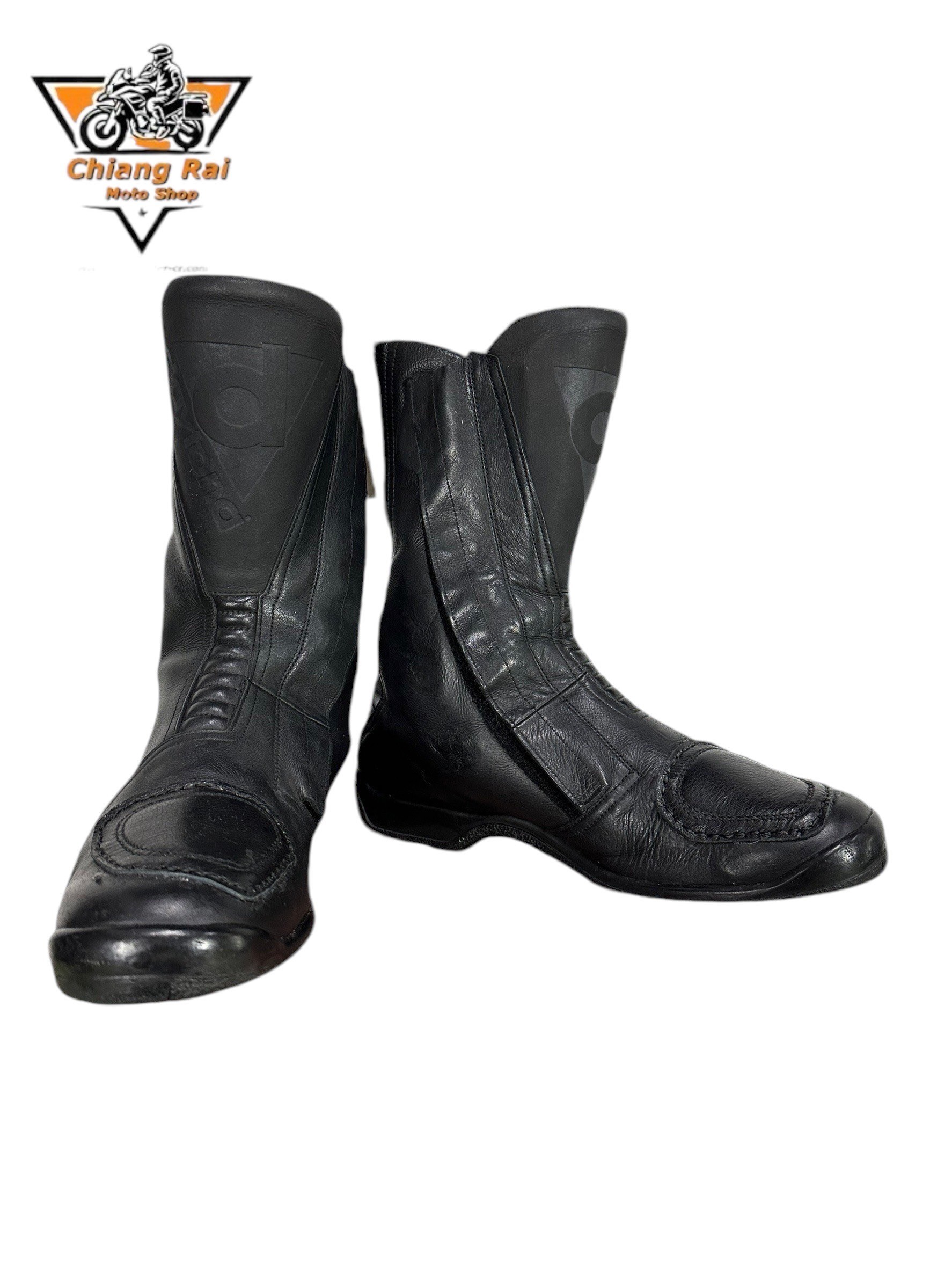 รองเท้าขี่มอเตอร์ไซด์( มือสอง) RCBS-810 Size ขนาดจากป้าย 45:EUR / 10:UK / 29:Cm.(daytona)