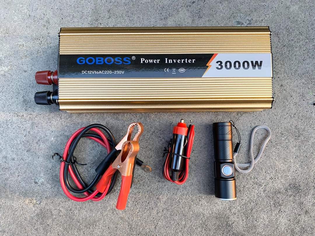 อินเวอร์เตอร์ แปลงไฟ 12V เป็น 220V ขนาด 3,000W ยี่ห้อ Goboss สีทอง