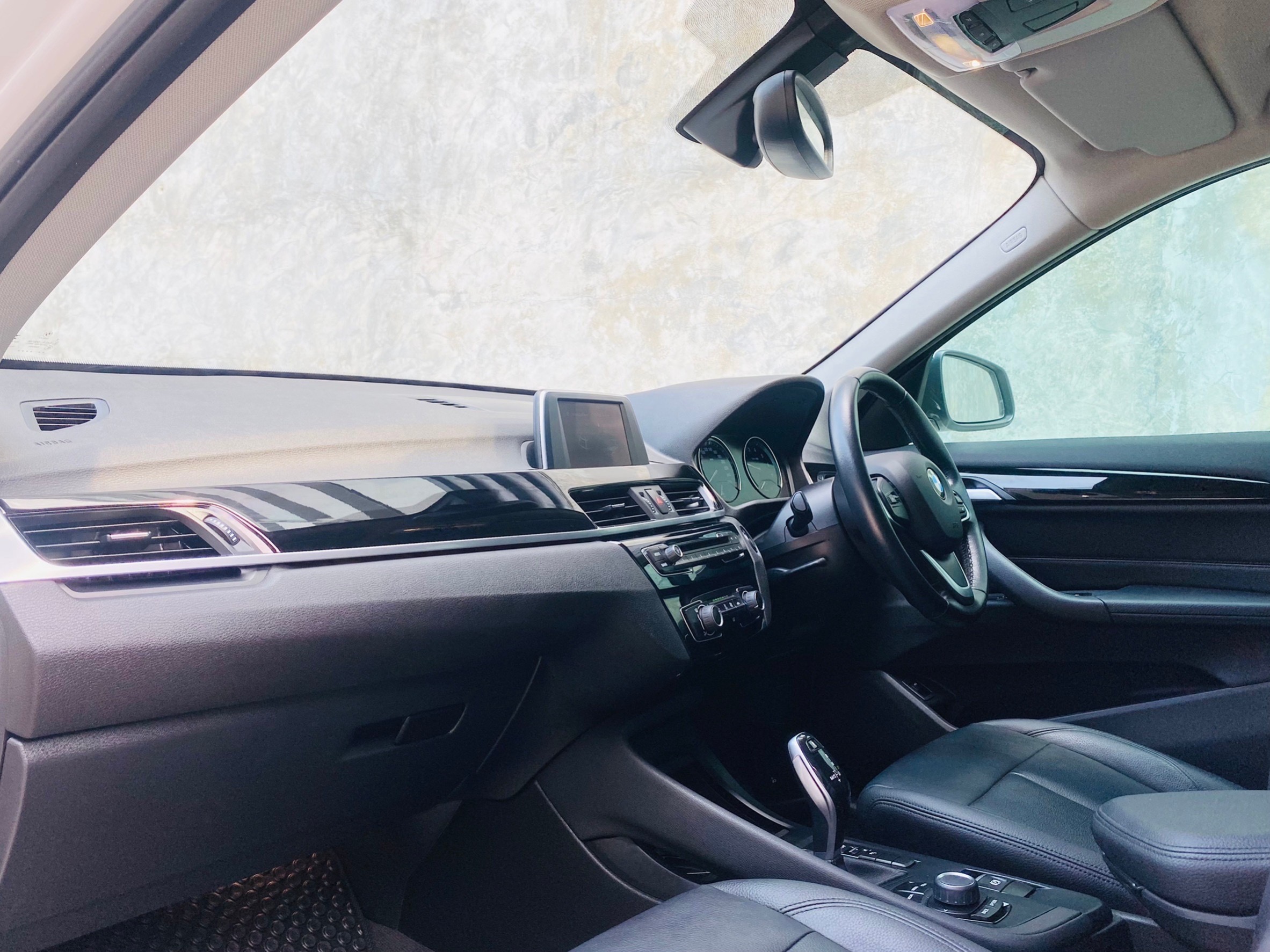 BMW X1 SDRIVE18i ICONIC โฉม F48 ปี 2019