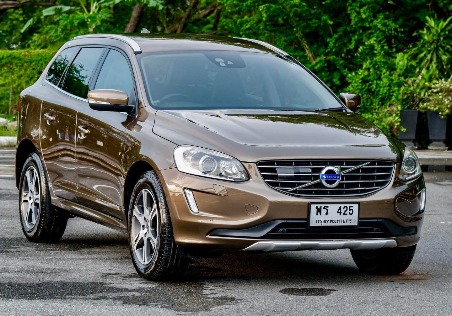 Volvo XC60 T5 Sport Crossover ปี 2015
