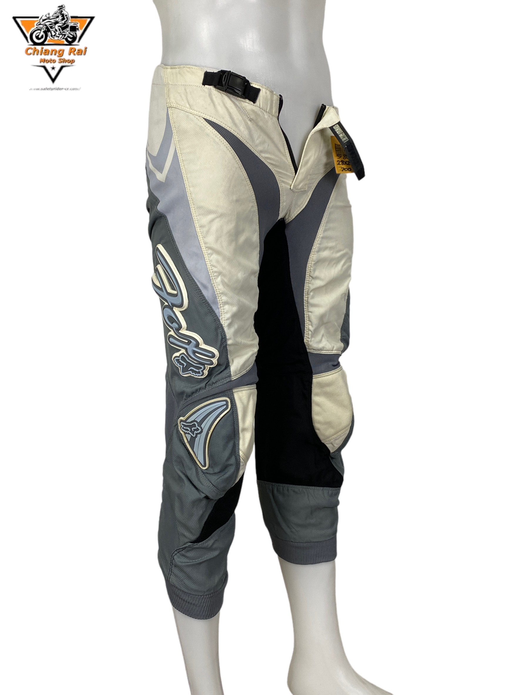 กางเกงสำหรับขี่มอเตอร์ไซด์ ( มือสอง ) E&A 580: เอว 28" ยาว 22" **FOX**