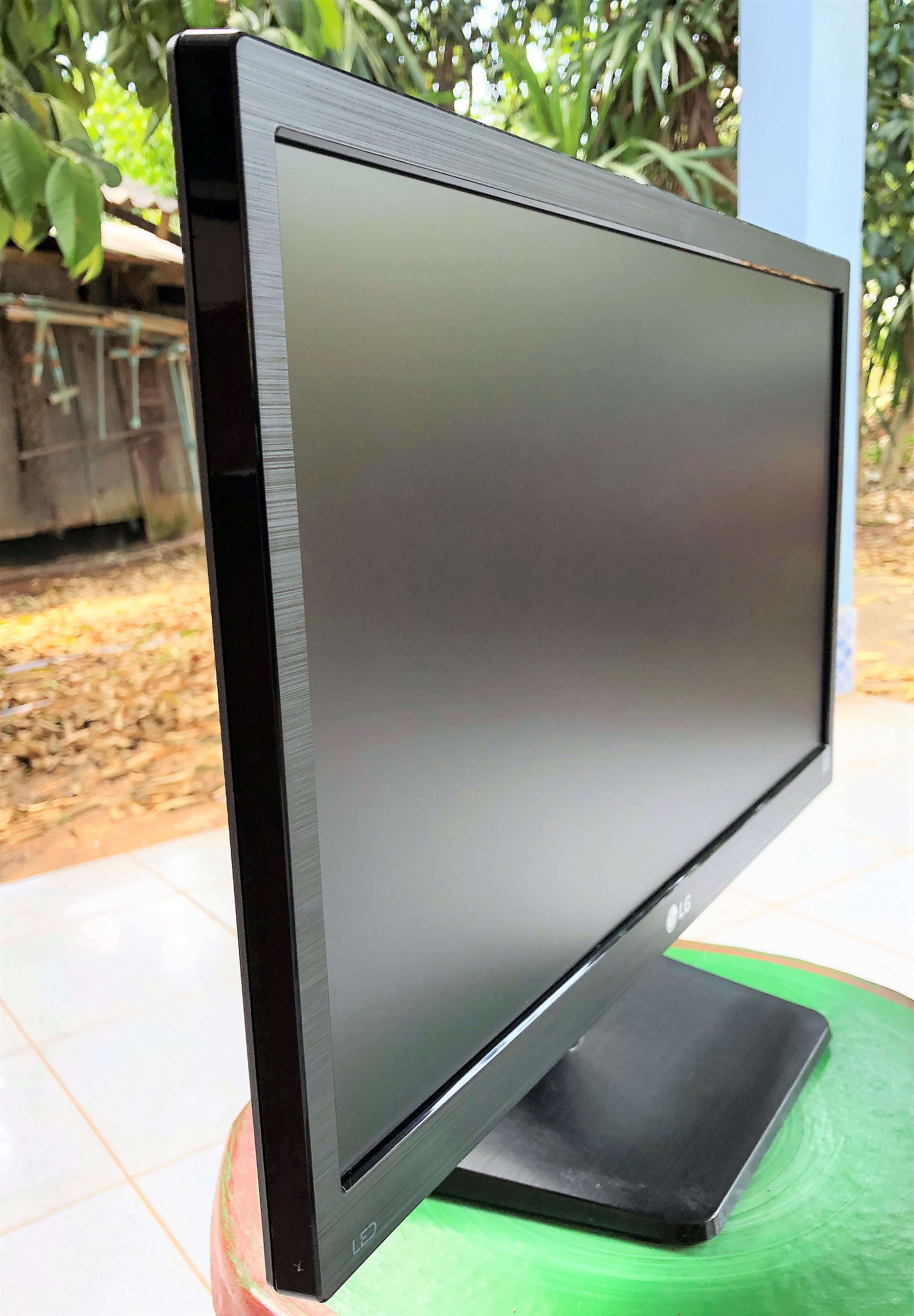 หน้าจอ LG 20M37D-B (LED)