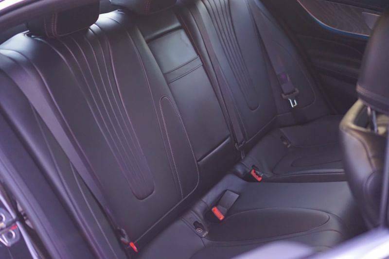 Mercedes Benz รุ่น CLS 300d 2.0 AMG Premium Sedan AT ปี 2019