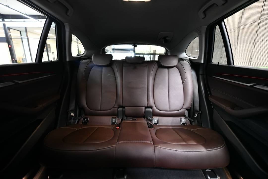 BMW X1 sDrive18i xLine ปี 2017