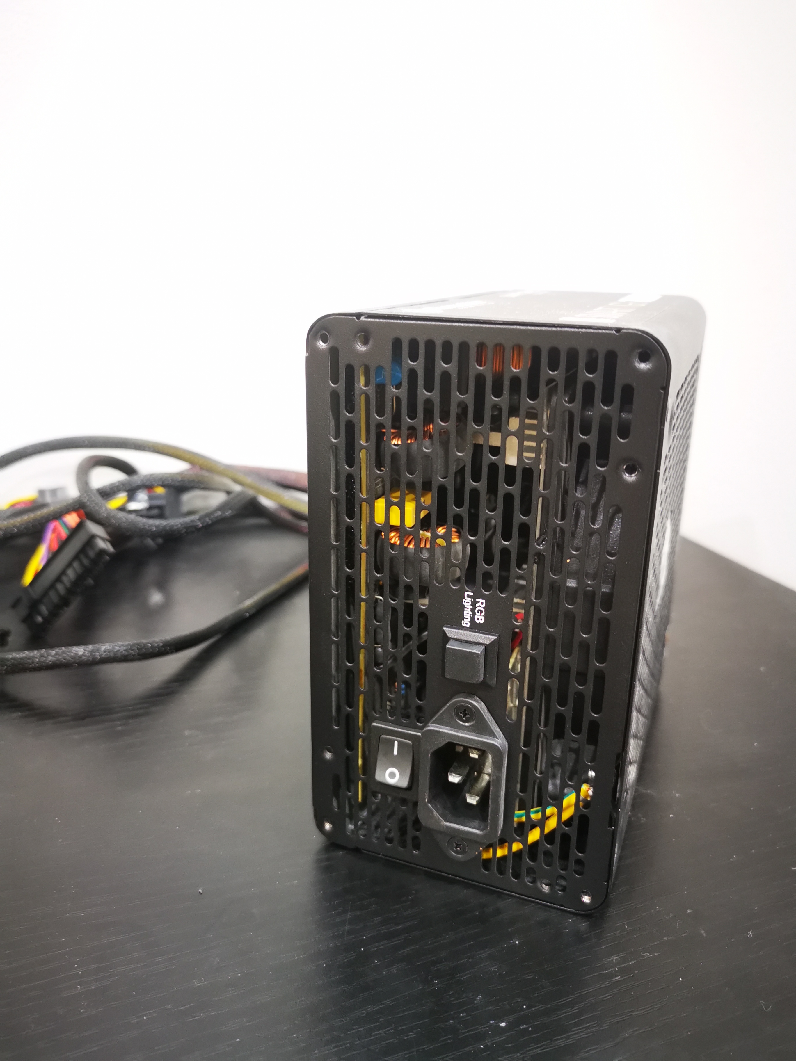 THERMALTAKE SMART RGB 700W (80+ WHITE)