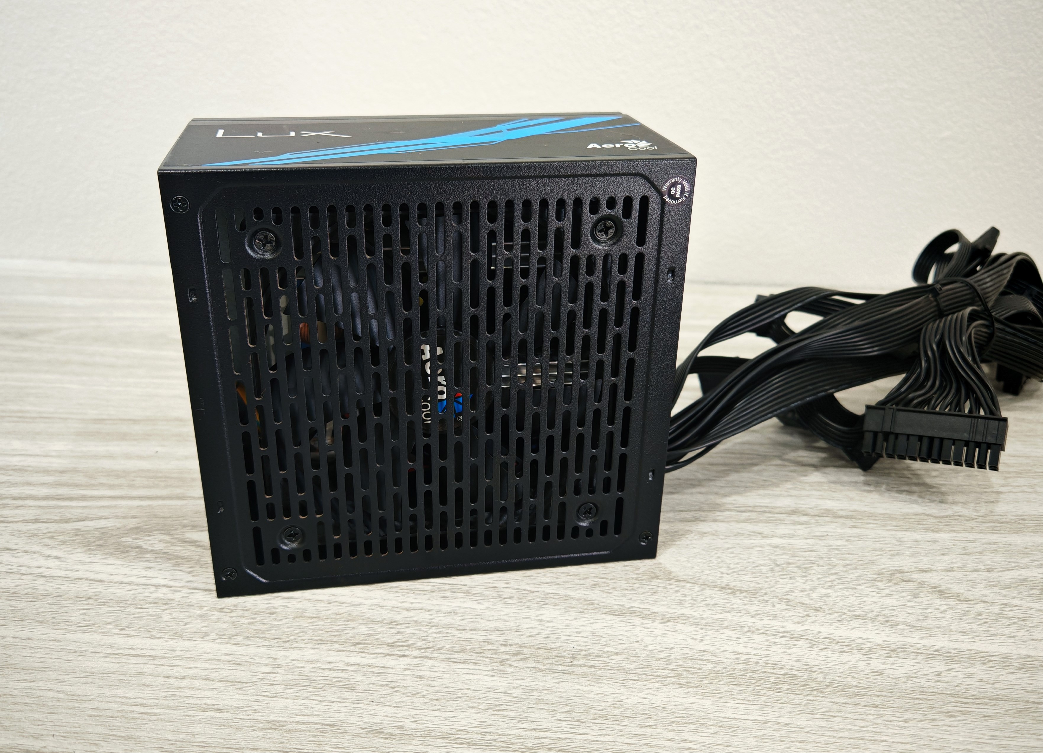 PSU AeroCool Lux 750W (80+ Bronze)