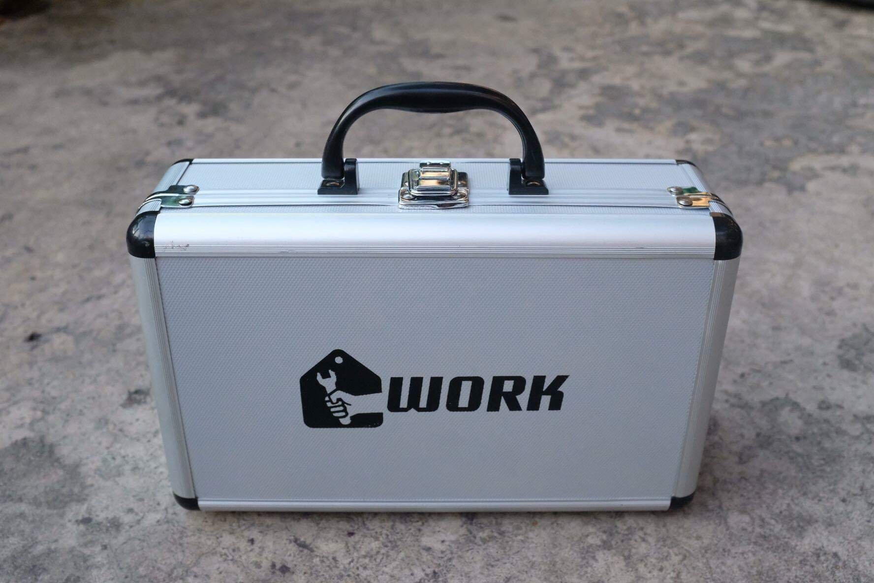 โฮลซอเจาะปูน 8 ชิ้น