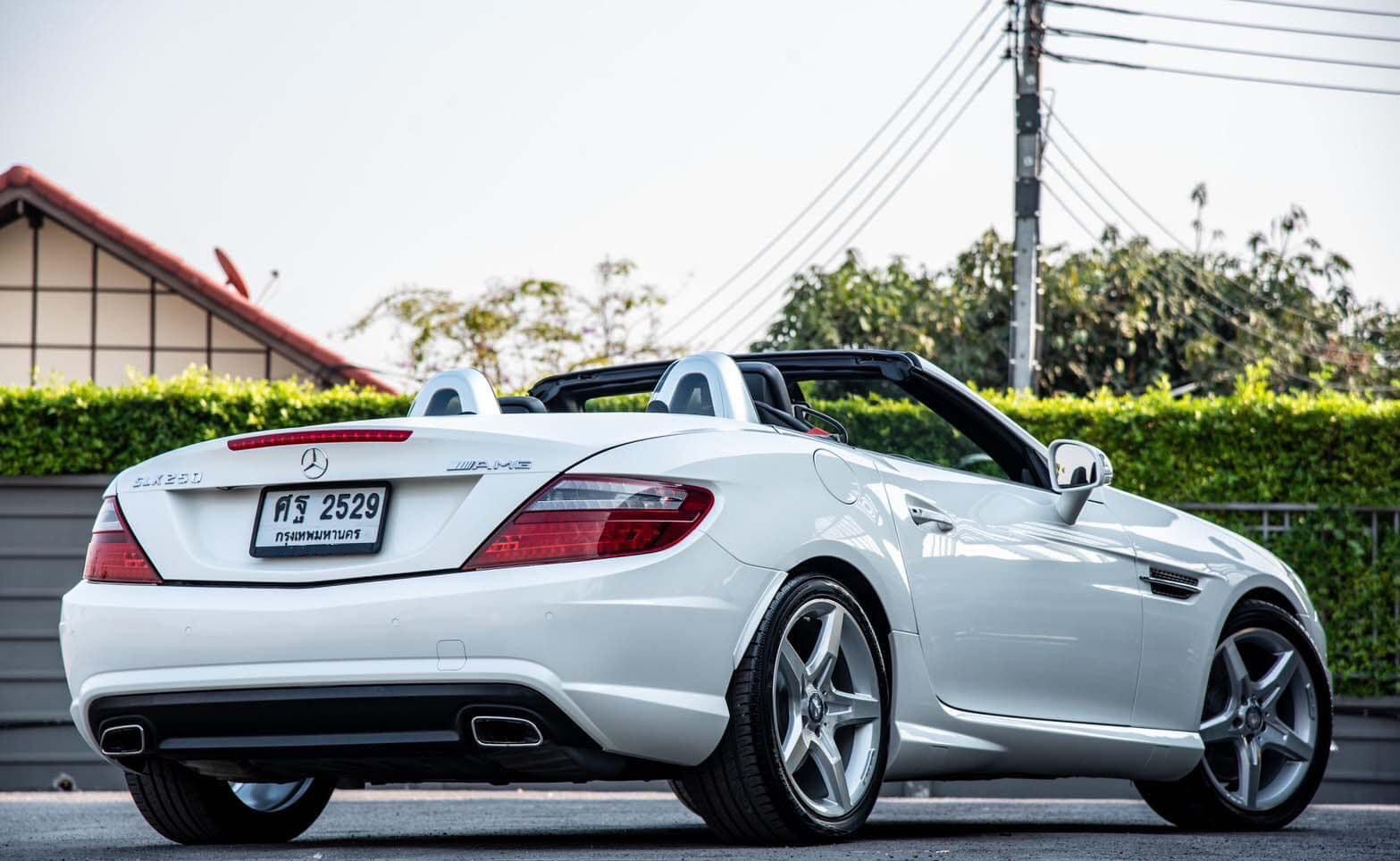 Mercedes-Benz SLK200 AMG ปี 2011 จดทะเบียน 2012