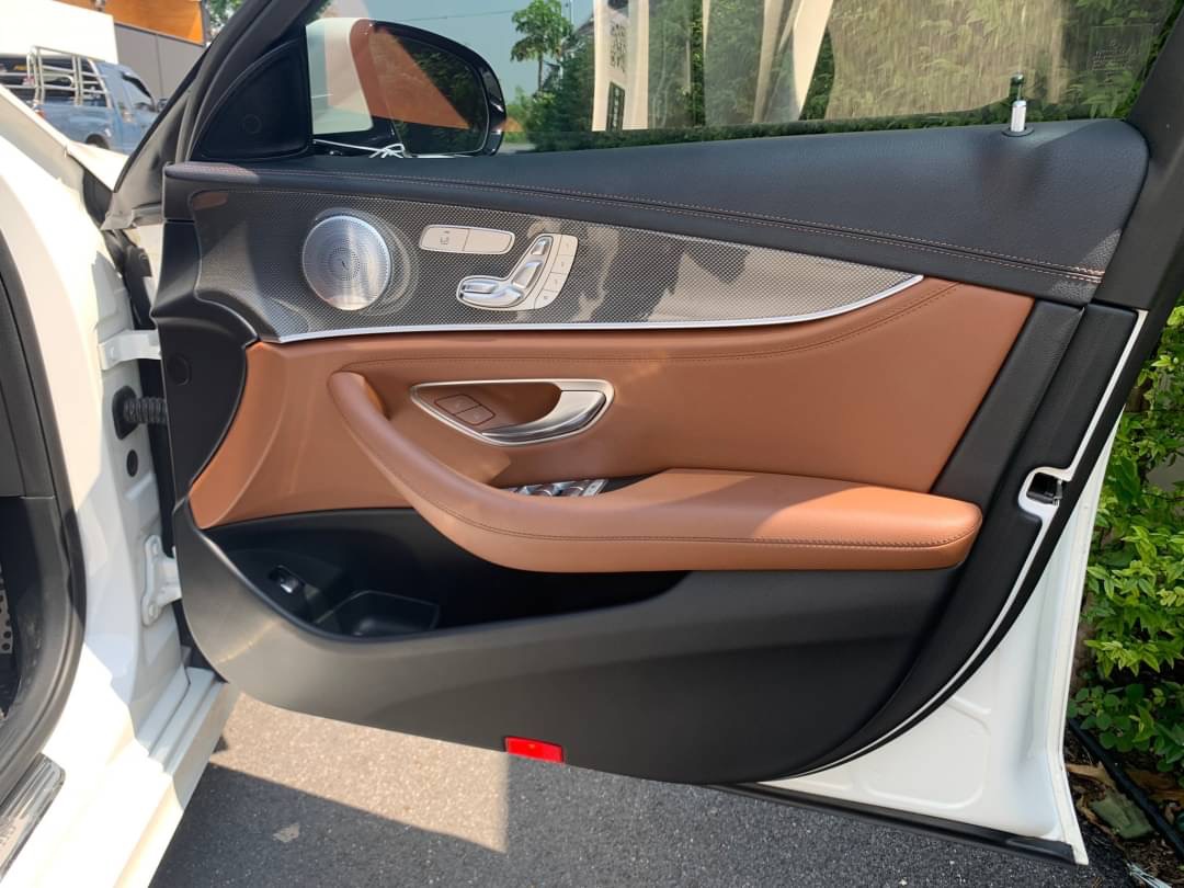 Mercedes Benz E350e AMG ปี 2018