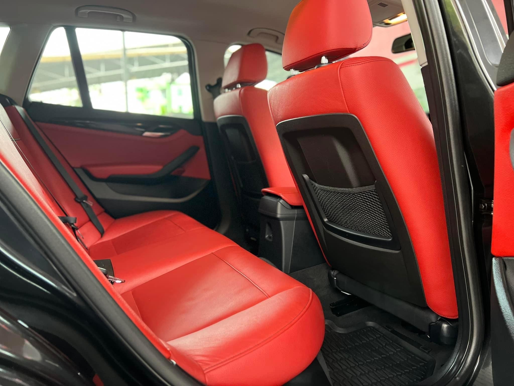 BMW X1 sDrive18i Sport LCI ปี 2015