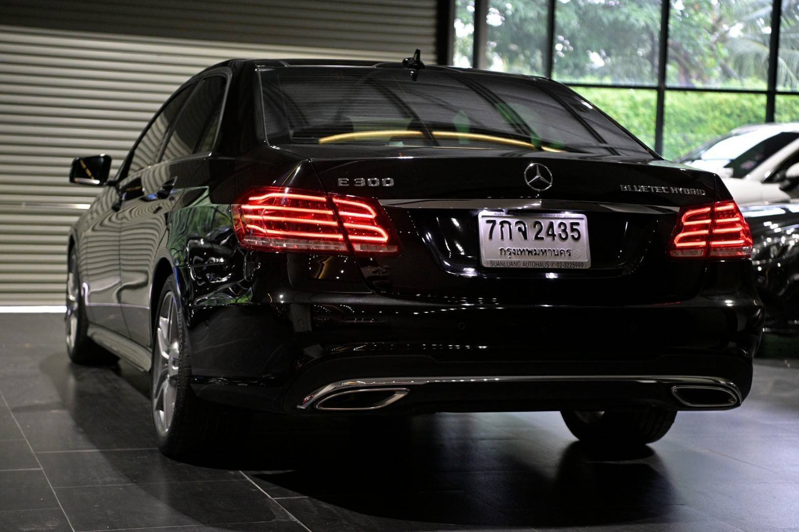 Mercedes-Benz E300 Blutec Hybrid AMG ปี2014