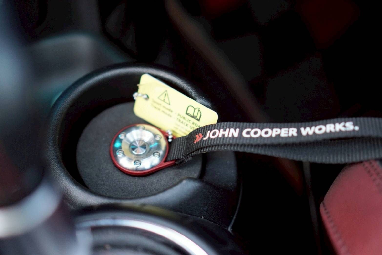 Mini John Cooper Works ปี 2016