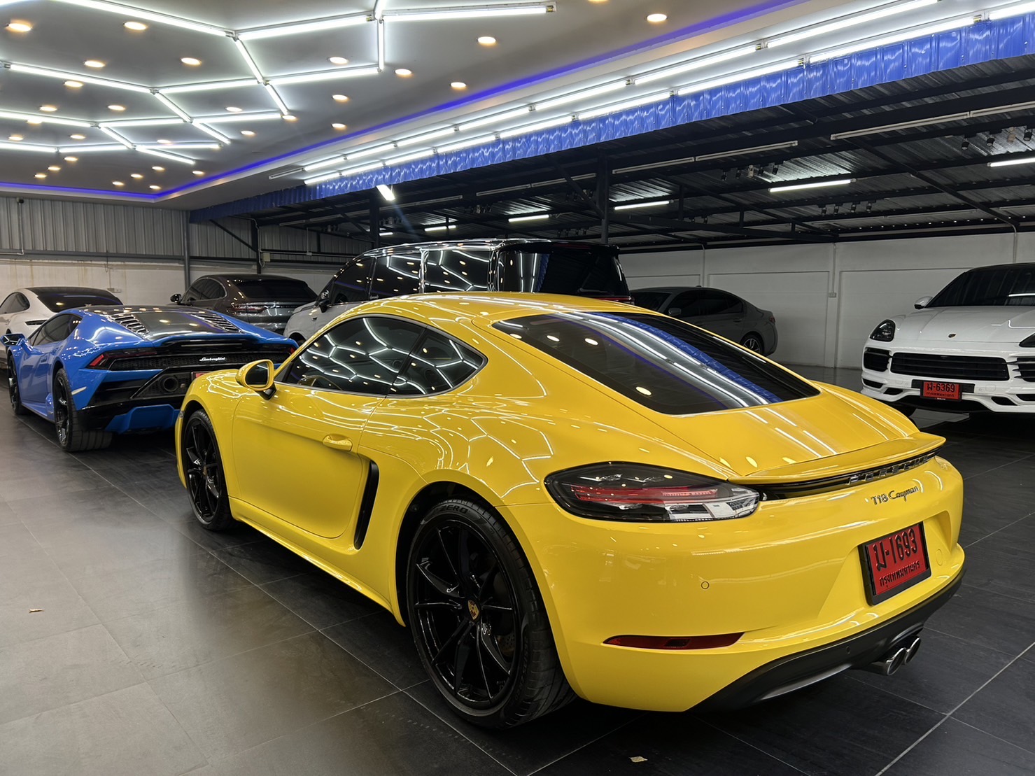 PORSCHE CAYMAN ปี2017