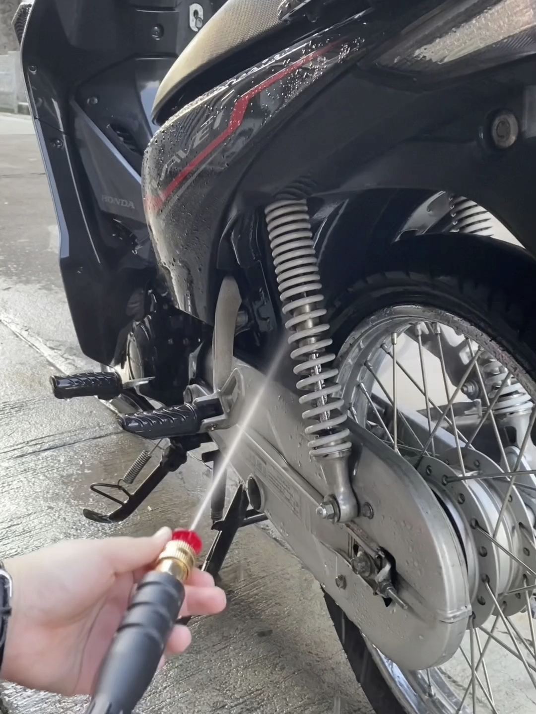 เครื่องฉีดน้ำแรงดันสูงมีล้อ ยี่ห้อ Tenya รุ่น QXJ-22