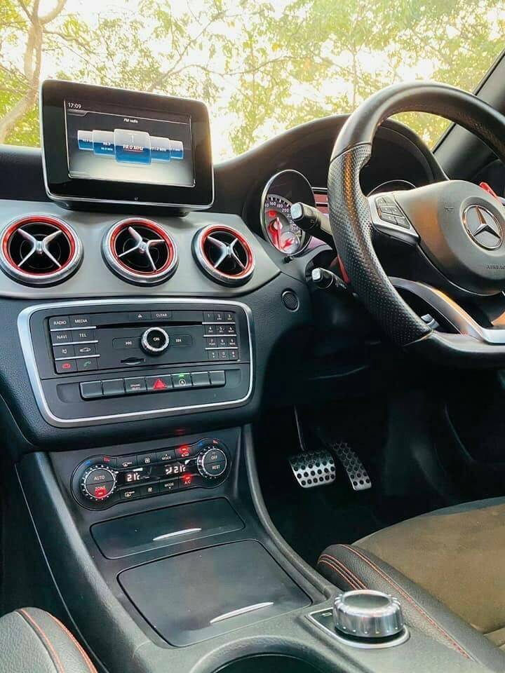 MERCEDES BENZ CLA250 โฉม W117 ปี 2017