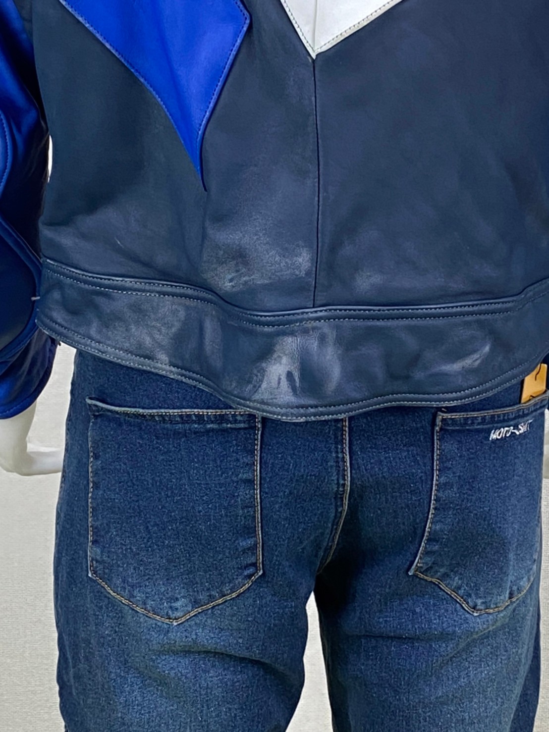 เสื้อการ์ดสำหรับขี่มอเตอร์ไซด์( มือสอง) RCSS 030: อก 46" ยาว 22" ** IXS **