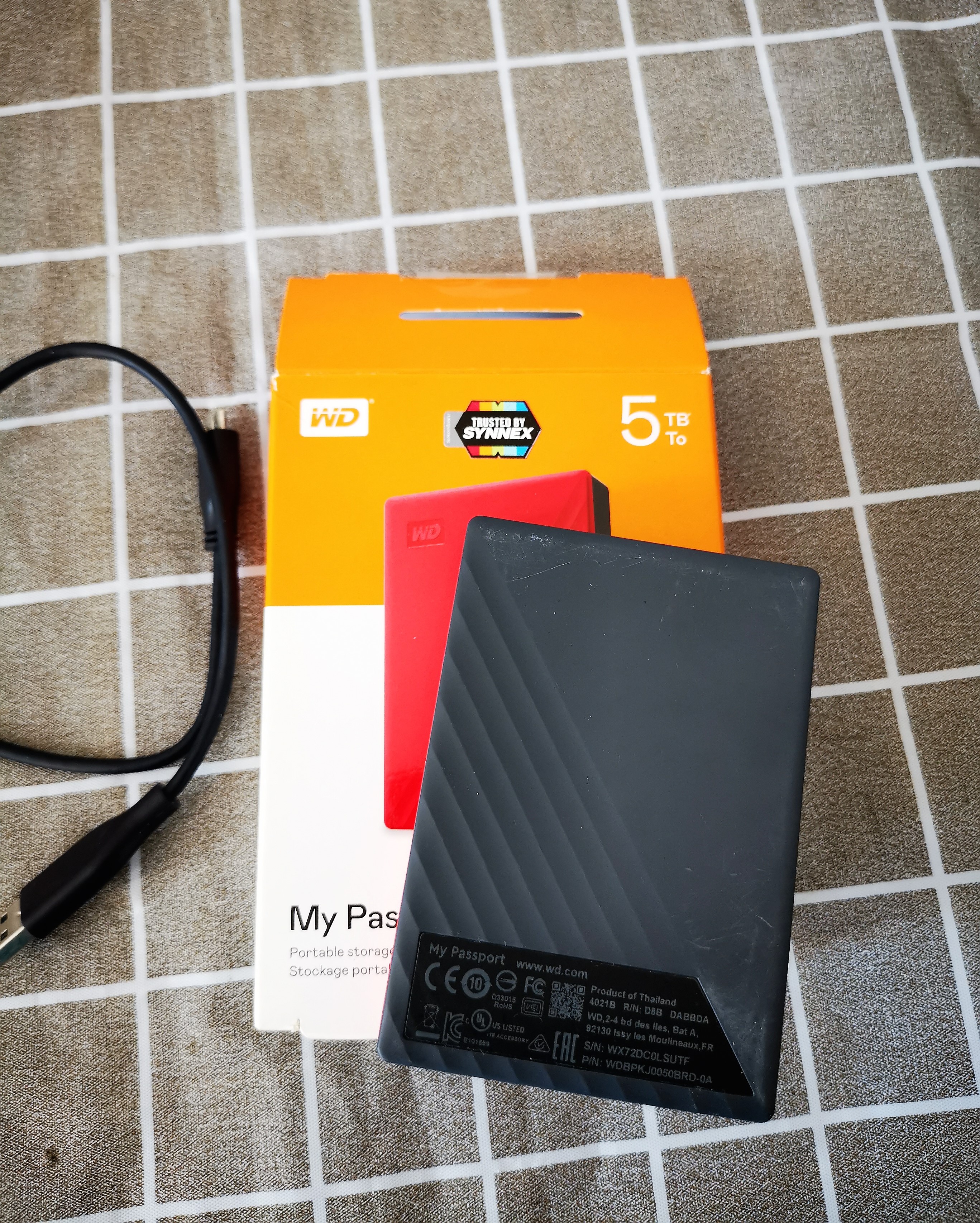 HDD Portable WD My Passport 5TB สีฟ้า แดง (ฮาร์ดดิสก์ภายนอก)