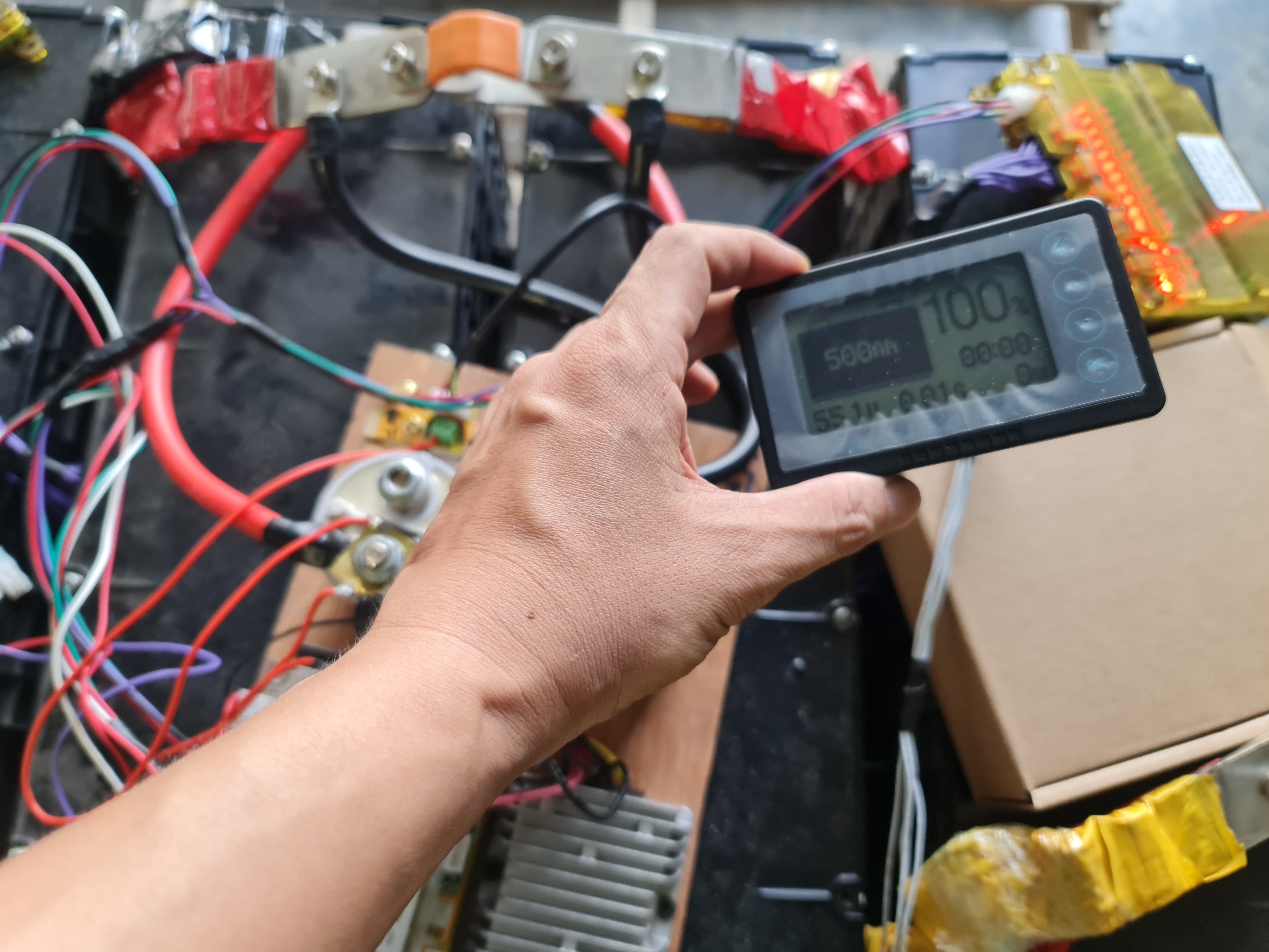 แบตเตอรี่โฟลคลิฟไฟฟ้า แฮนลิฟท์ไฟฟ้า สำหรับปล่อยเช่า ราคาต่ำกว่าแบตแห้ง traction