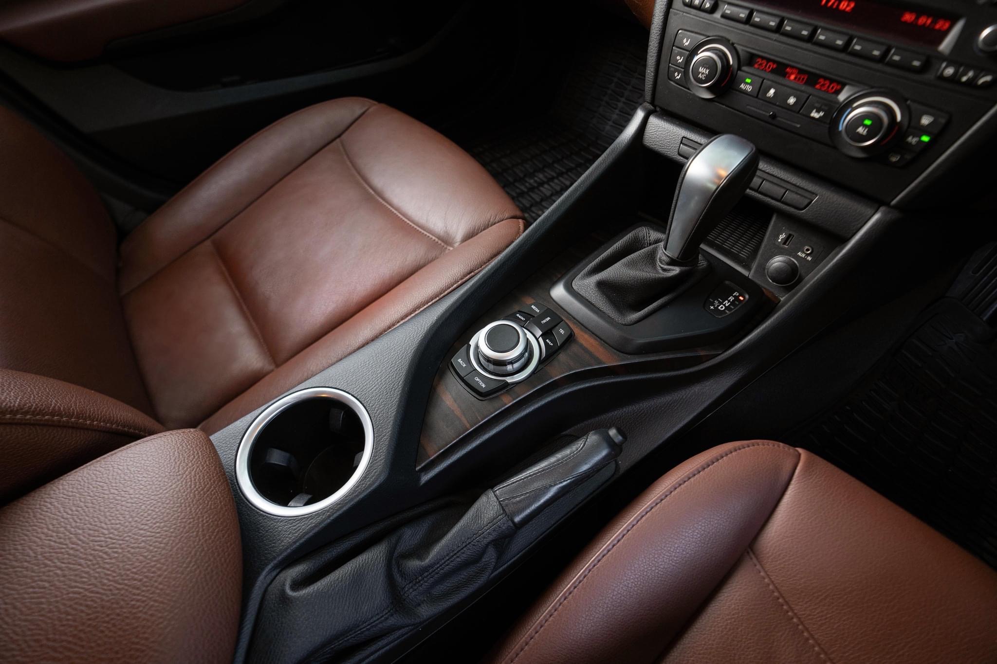 BMW X1 1.8sDrive XLine LCI ปี 2013