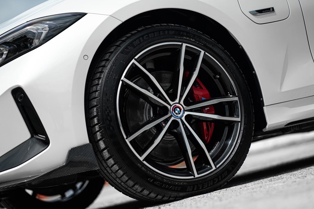 BMW 330e M Sport LCI ปี 2022