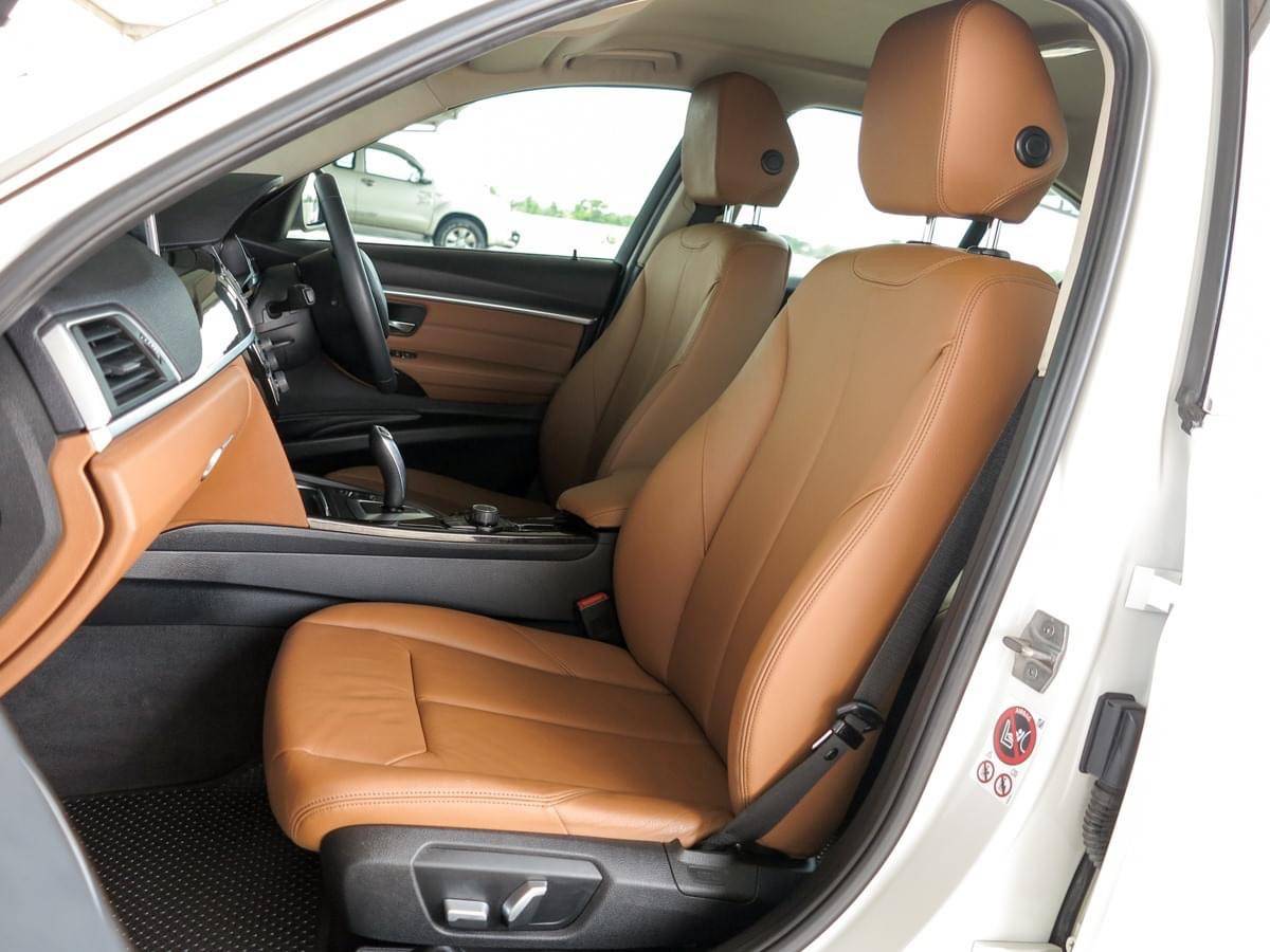 BMW 320d Lci ปี 2017