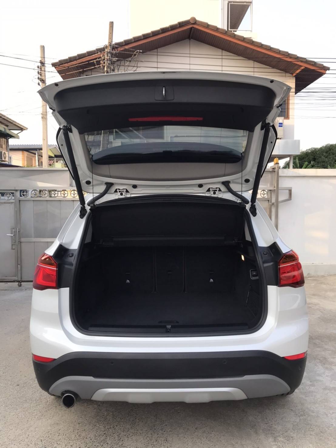 BMW X1 1.8d ปี 2016