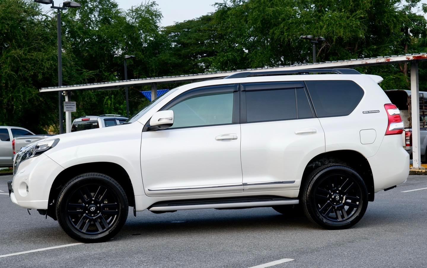 Toyota Land Cruiser Prado 150 3.0Diesel 60th Anniversary Edition ปี 2012