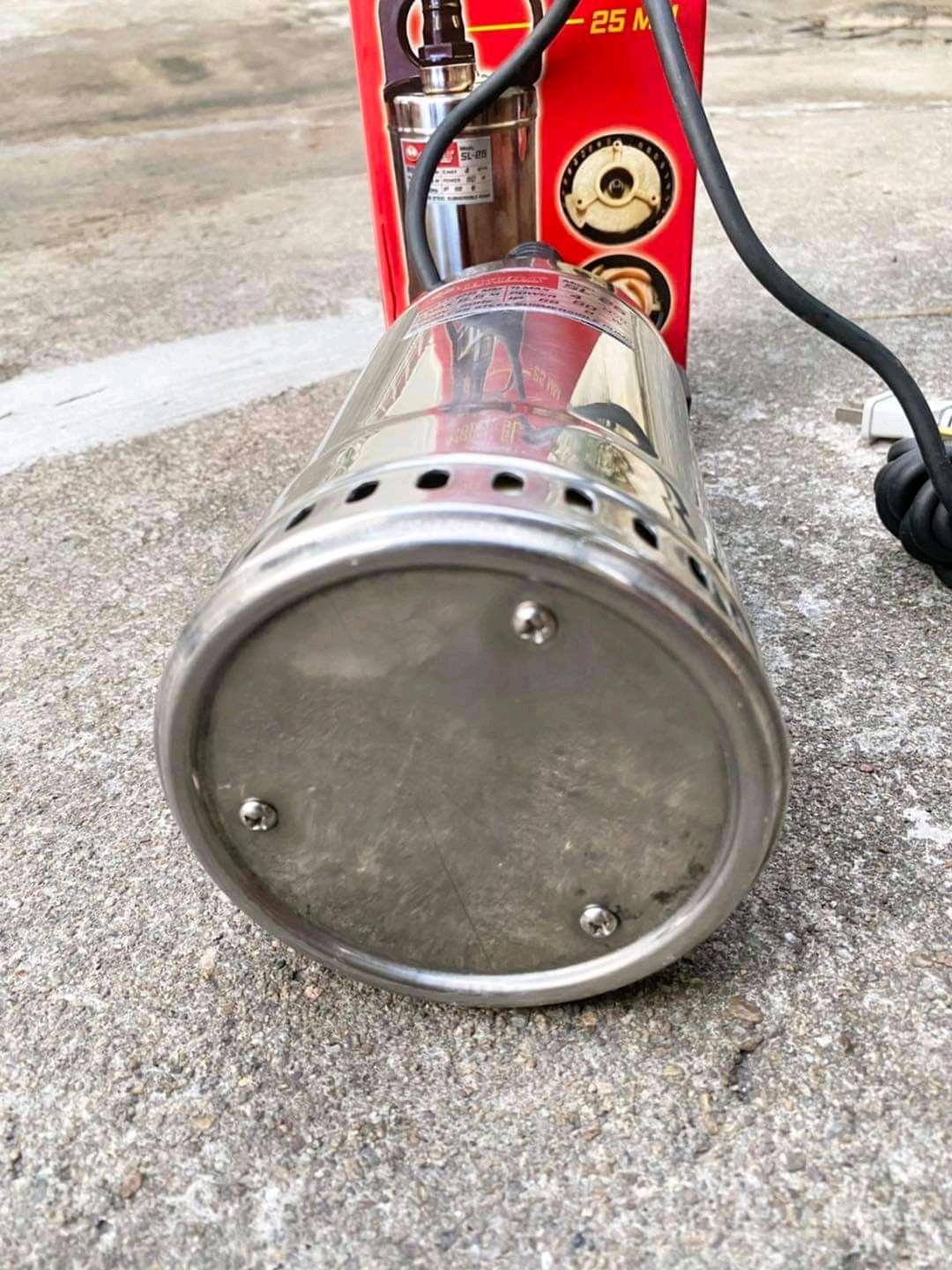 ไดโว่สูบส้วม สูบน้ำ ยี่ห้อ Okura ขนาด 1 นิ้ว