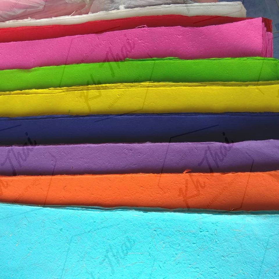 กระดาษสา หนา แบบขรุขระ มีทุกสี 50 แผ่น คละสีได้ เลือกสีทักไลน์ ไม่ขายปลีก