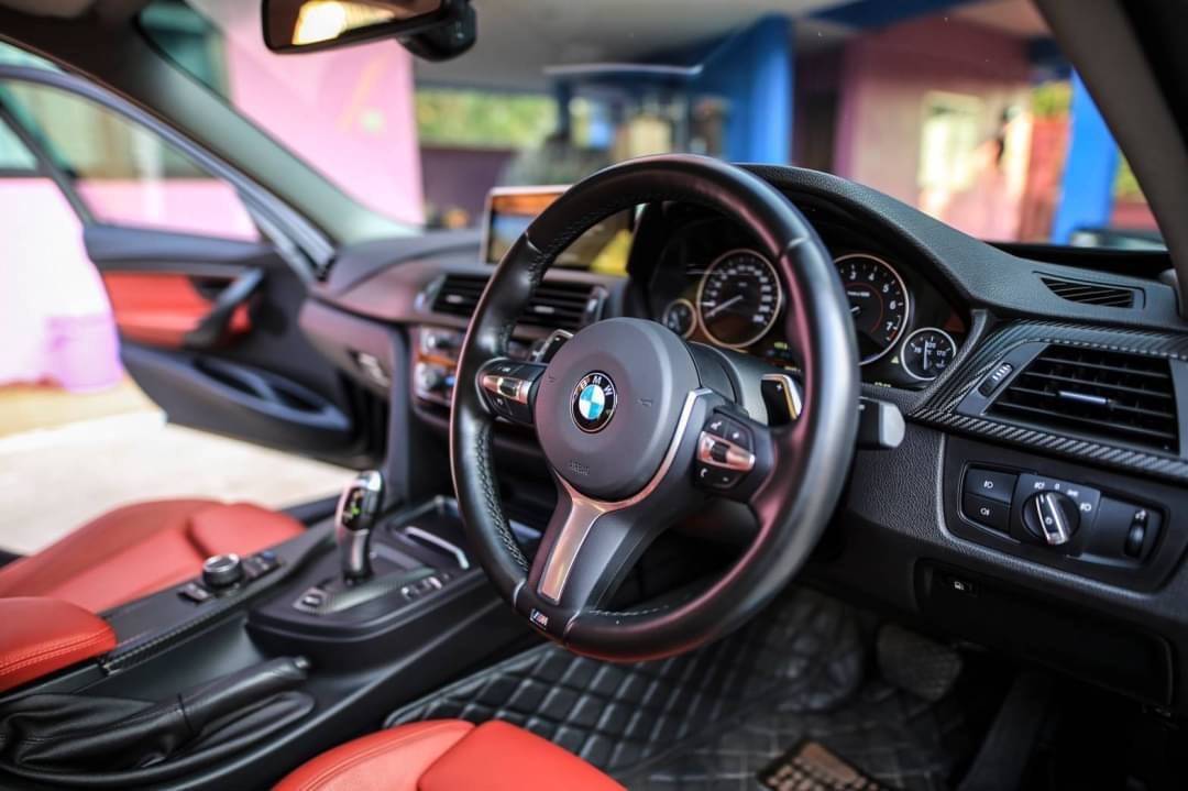 BMW 330e ปี2018