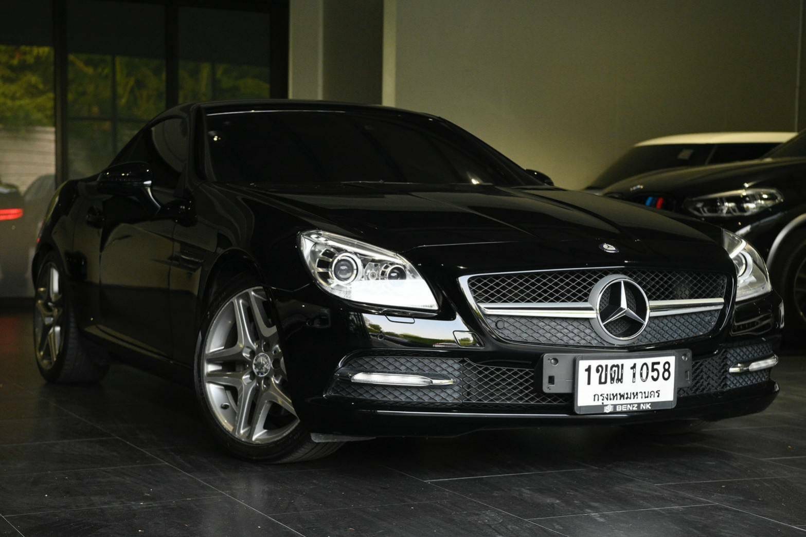 Mercedes-Benz SLK250 ปี 2012