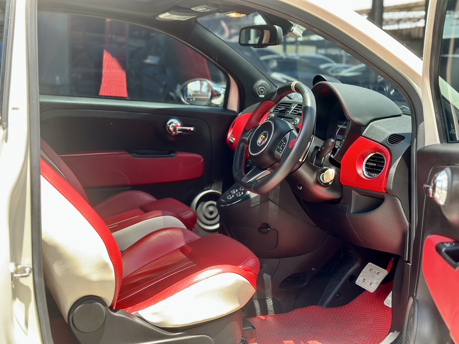 Fiat Abarth 595 50th Anniversary ปี 2014