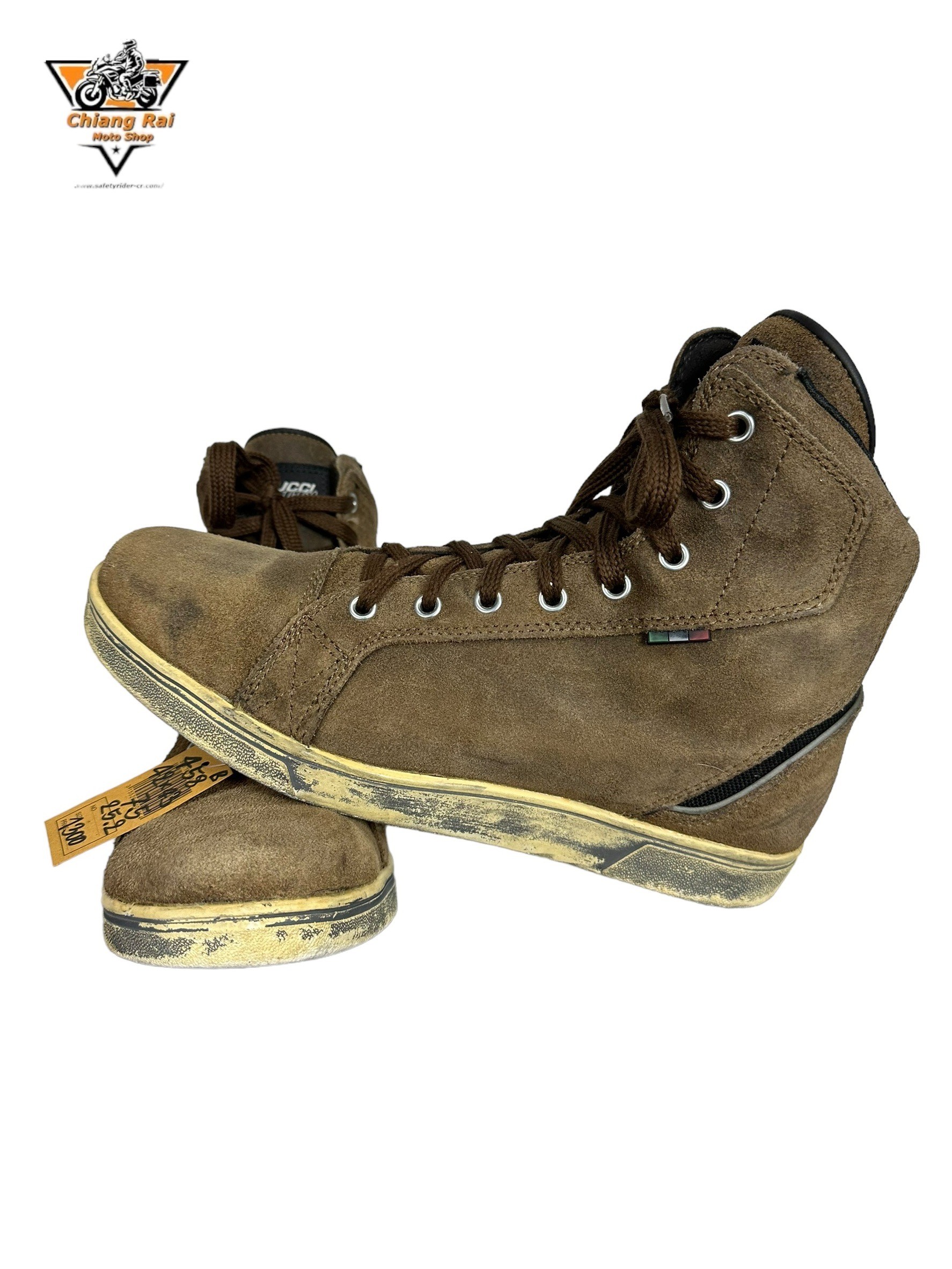 รองเท้าขี่มอเตอร์ไซด์( มือสอง) RCBS-458 Size ขนาดจากป้าย 42-43:EUR / 7.5:UK / 25.2:Cm.(VANUCCI)