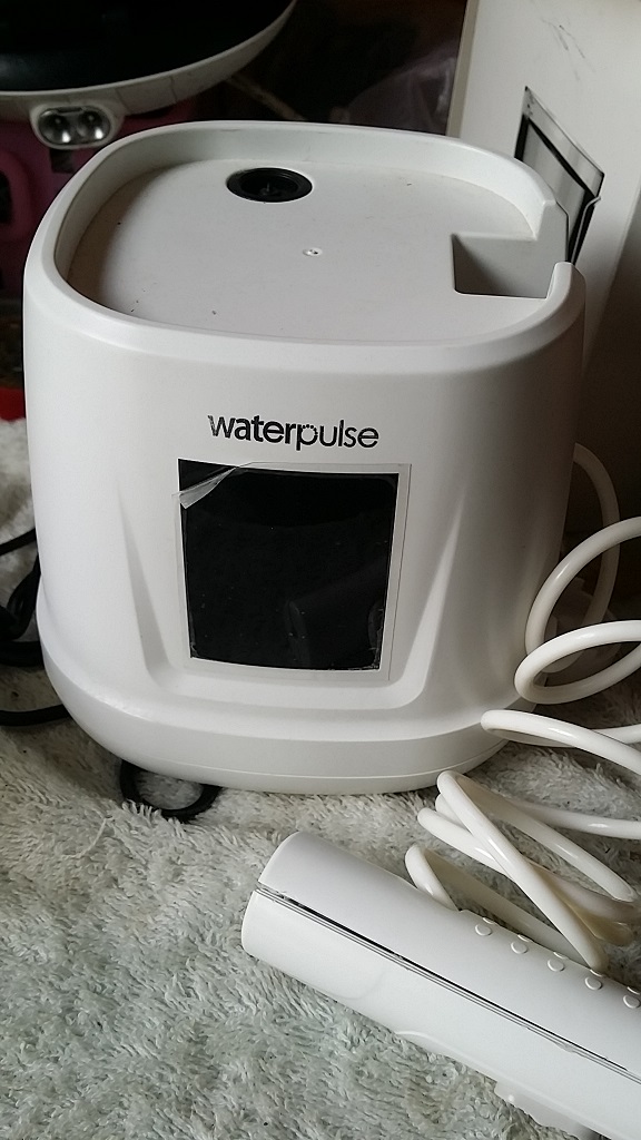 ซ่อมเครื่องทำความสะอาดฟัน ยี่ห้อ WATERPULSE รุ่น V700Plus อาการน้ำไม่ออก