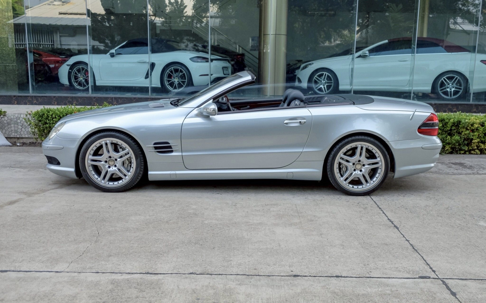 Mercedes Benz SL500 ปี 2011