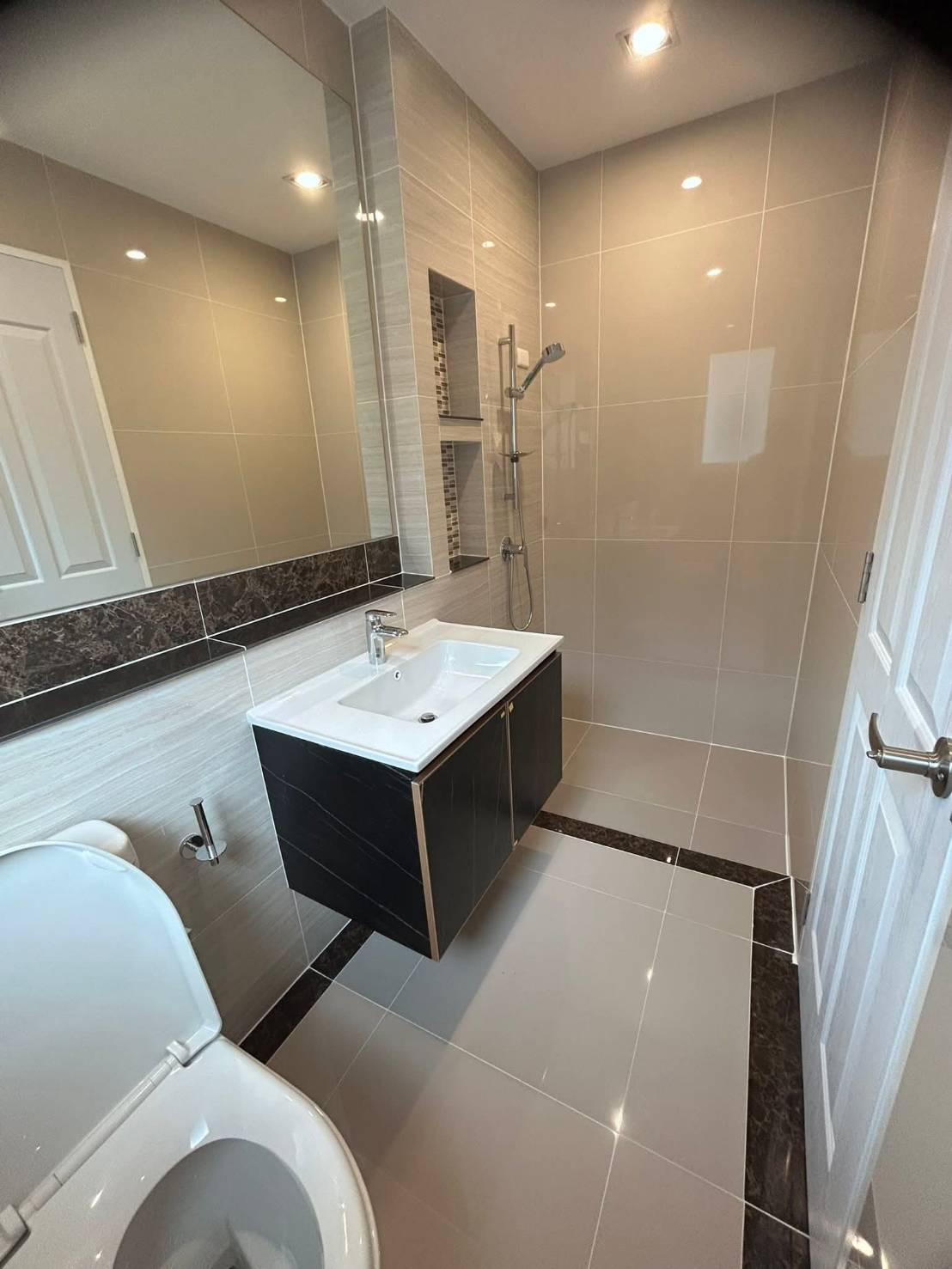 บ้านเดี่ยวหรูให้เช่า แกรนดิโอ เพชรเกษม81