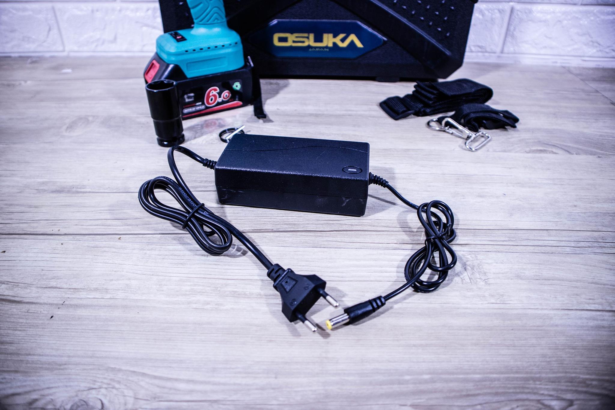 OSUKA บล็อคแบ็ต 21V