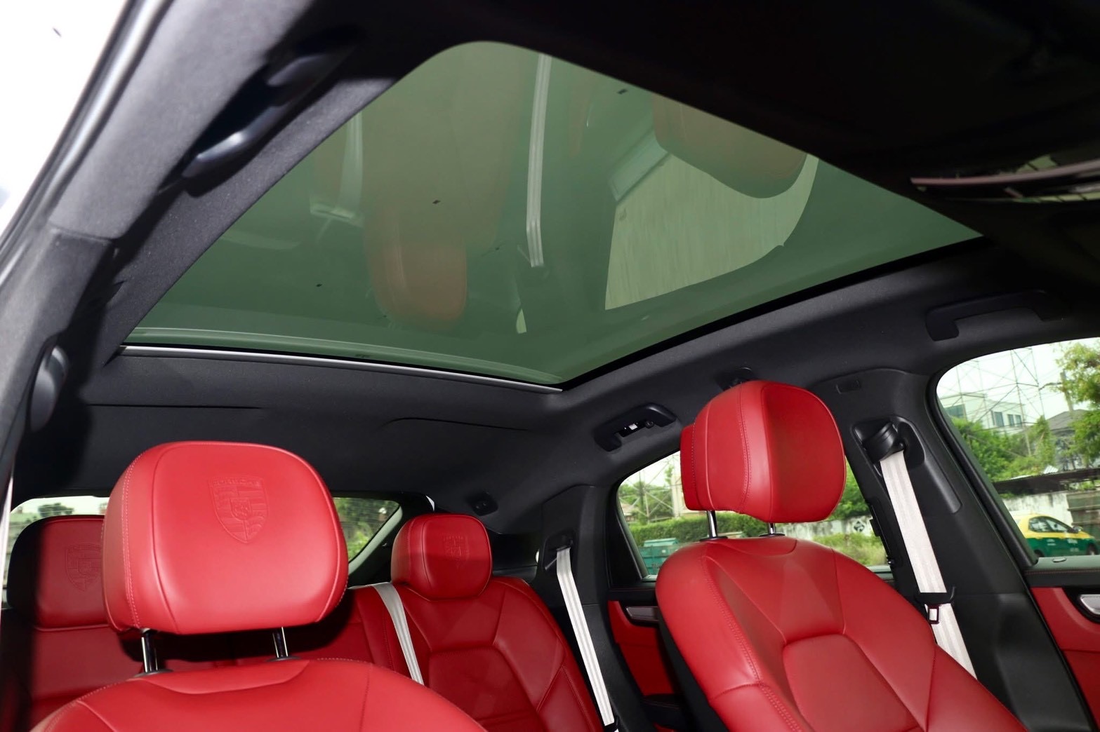 PORSCHE CAYENNE COUPE PLATINIUM EDITION E-HYBRID ปี2023