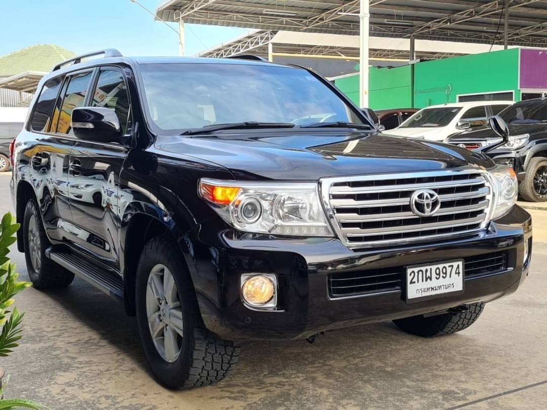 TOYOTA LANDCRUISER VX200 V8 G-SELECTION ปี 2013