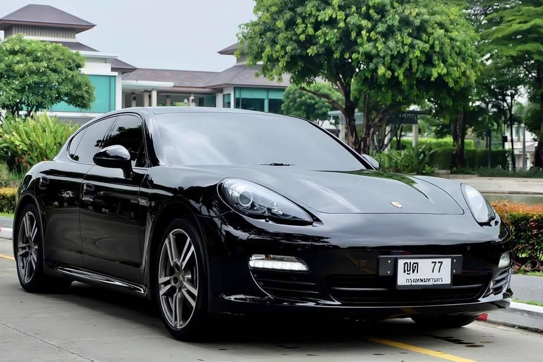 Porsche Panamera 3.0 V6 Diesel ปี 2012